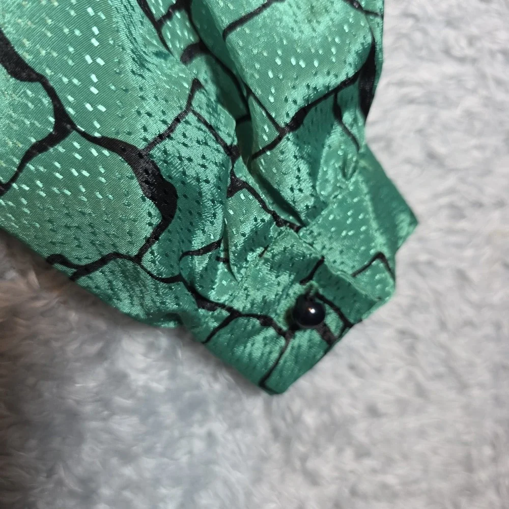 Vtg 80s Green Black Chiffon Top Willow Ridge Button Front High Neck Textured Dot - Picture 6 of 9